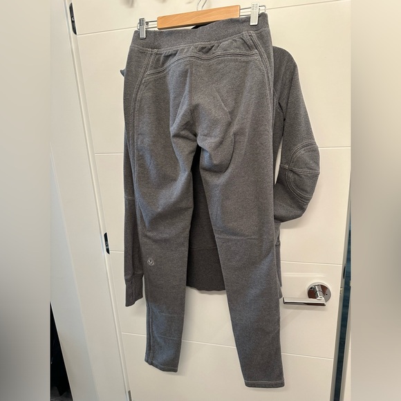 LuluLemon athletica two piece - Picture 2 of 4